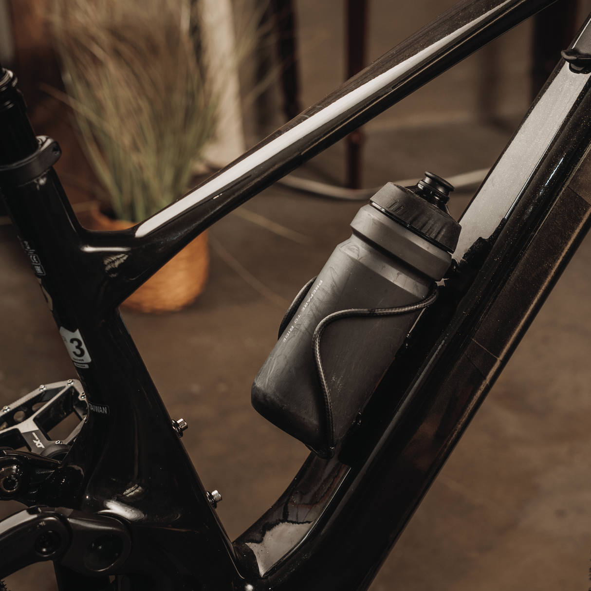 Feza Cage V1 Pro Tubular Carbon