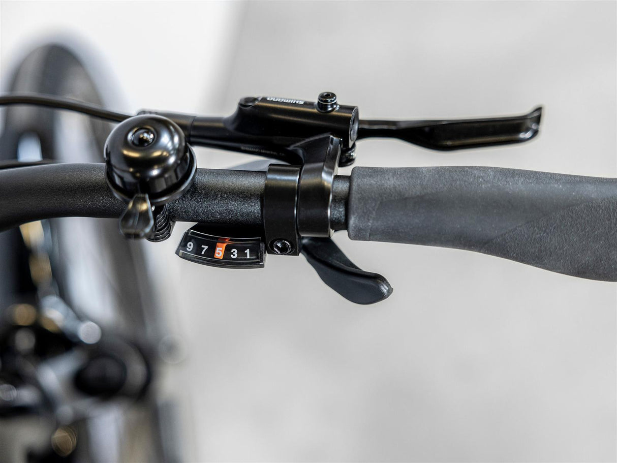 Allant+ 5 Trek Black 400Wh