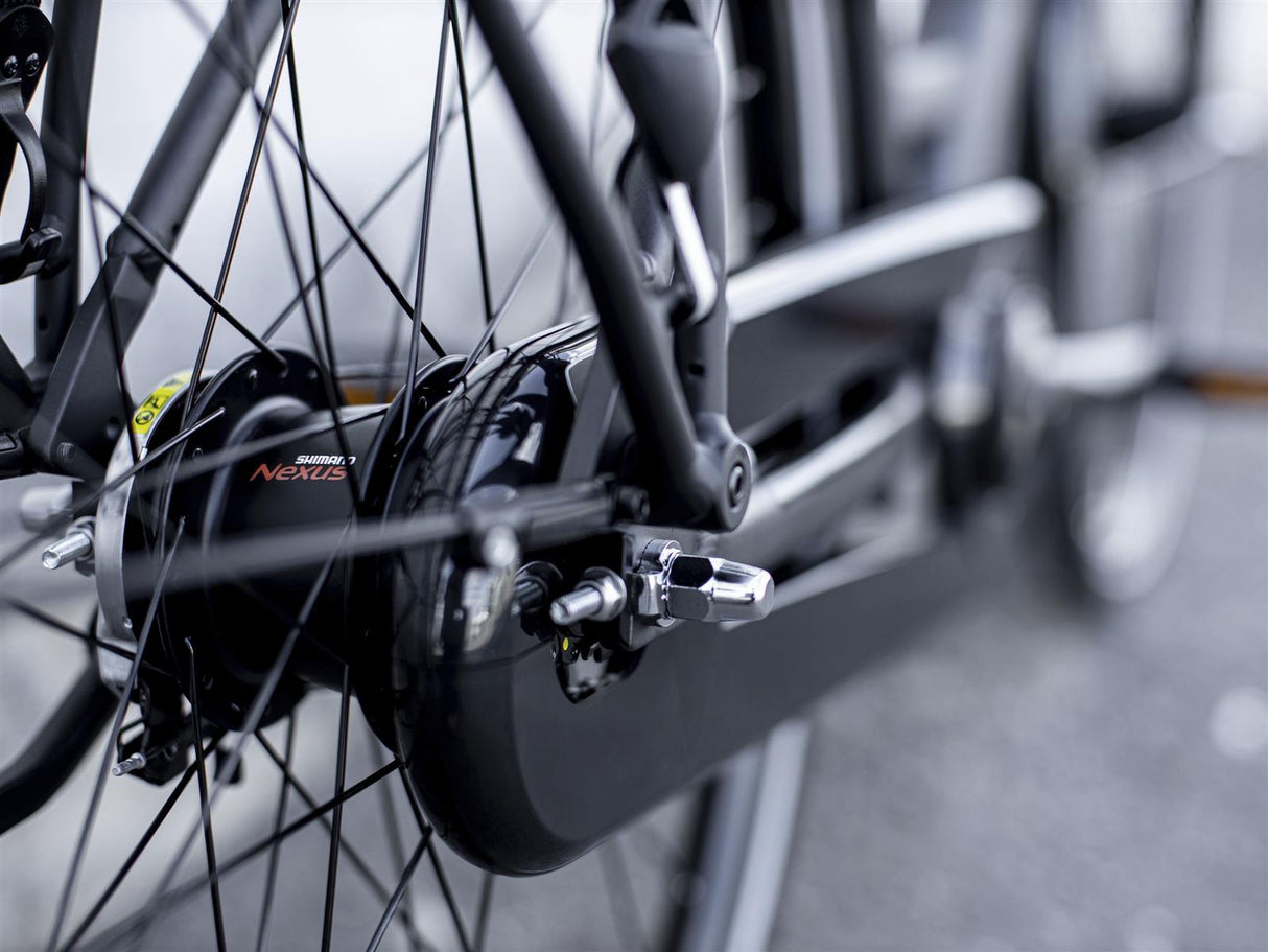 District 1 EQ Lowstep Matte Dnister Black