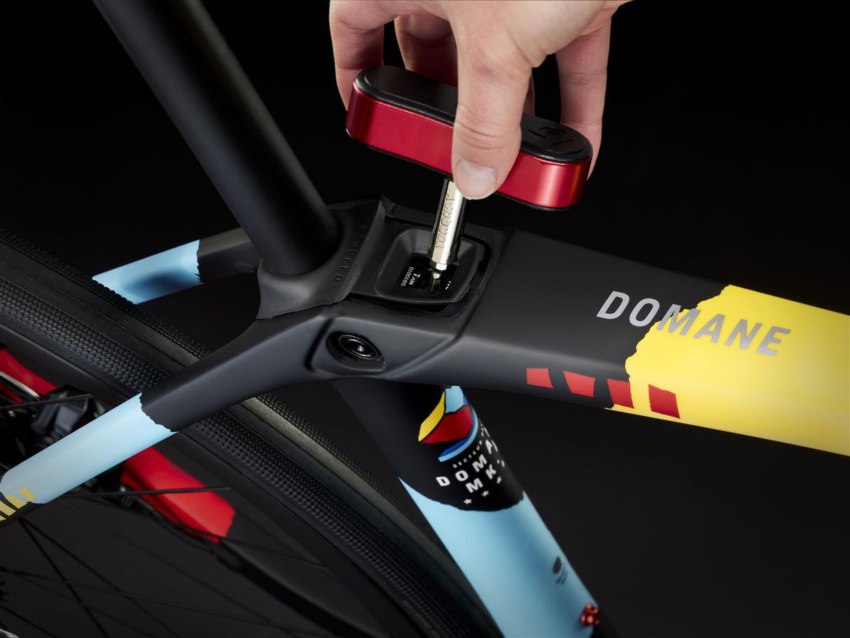 Domane SLR 9 Trek Black