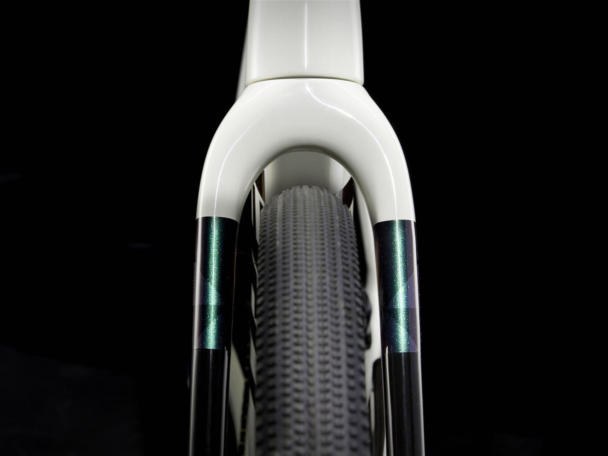 Checkpoint SLR 7 AXS Era White/Emerald Iris