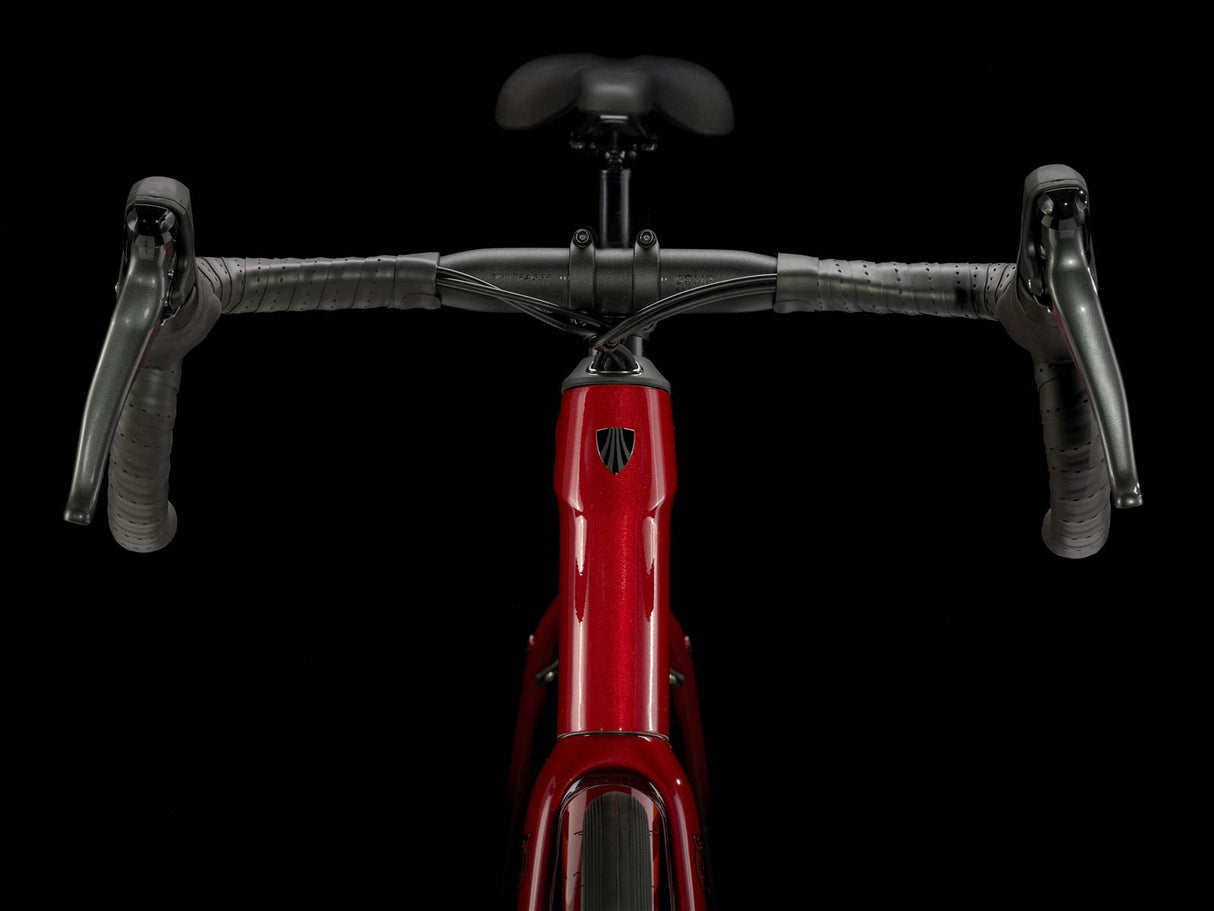 Domane AL 2 Crimson to Dark Carmine Fade