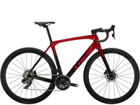 Domane SLR 7 AXS Rojo Metálico Ahumado a Rojo Carbono Ahumado 