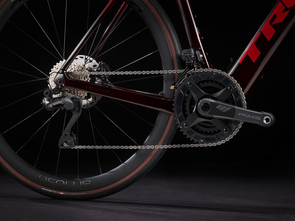 Domane+ SLR 7 Carbon Red Smoke 360Wh