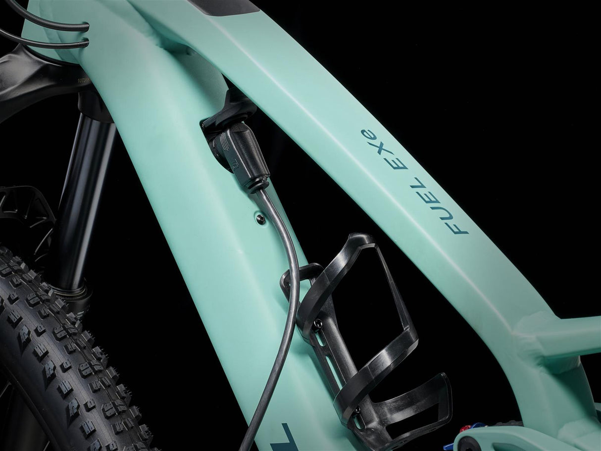 Fuel EXe 5 Deore Matte Blue Sage