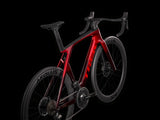 Madone SLR 7 AXS Metallic Red Smoke to Red Carbon Smoke