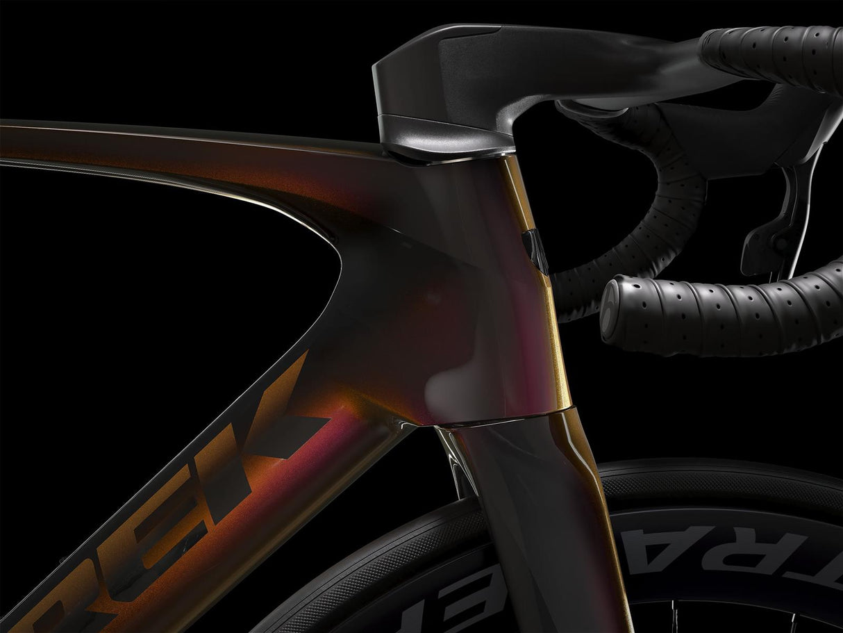 Madone SLR 9 AXS Axinite Flip/Trek Black