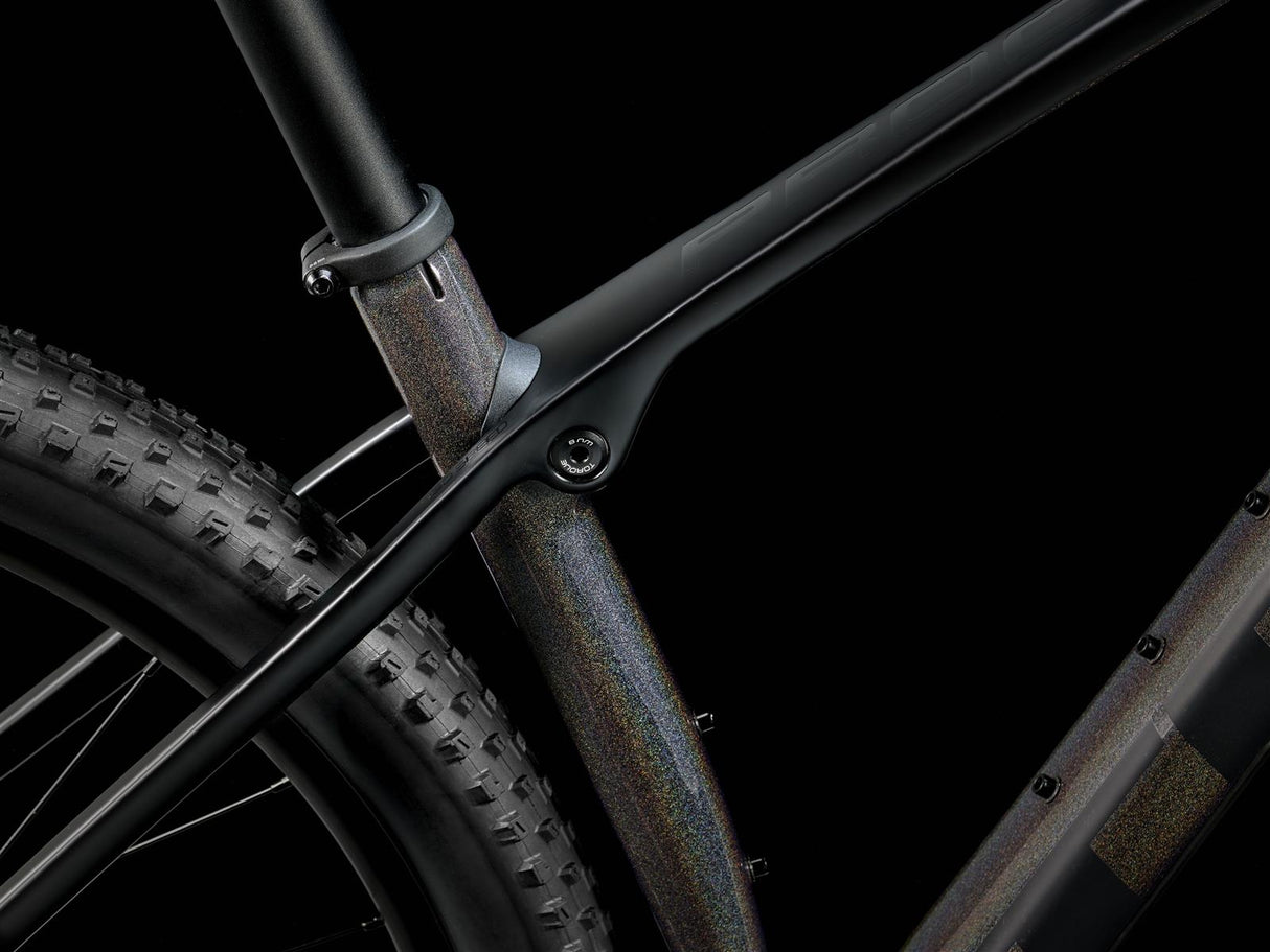 Procaliber 9.5 Gloss Dark Prismatic/Matte Trek Black
