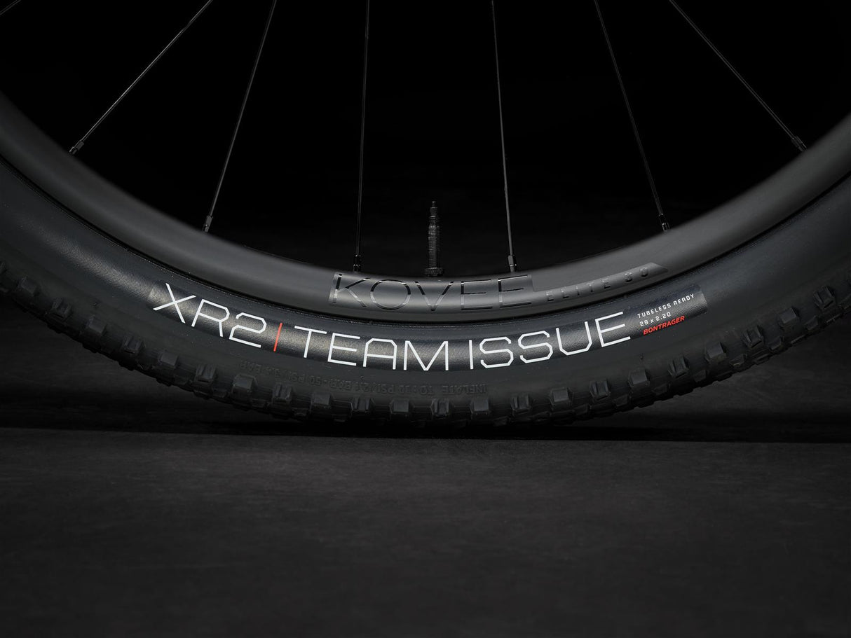 Procaliber 9.7 AXS White Prismatic