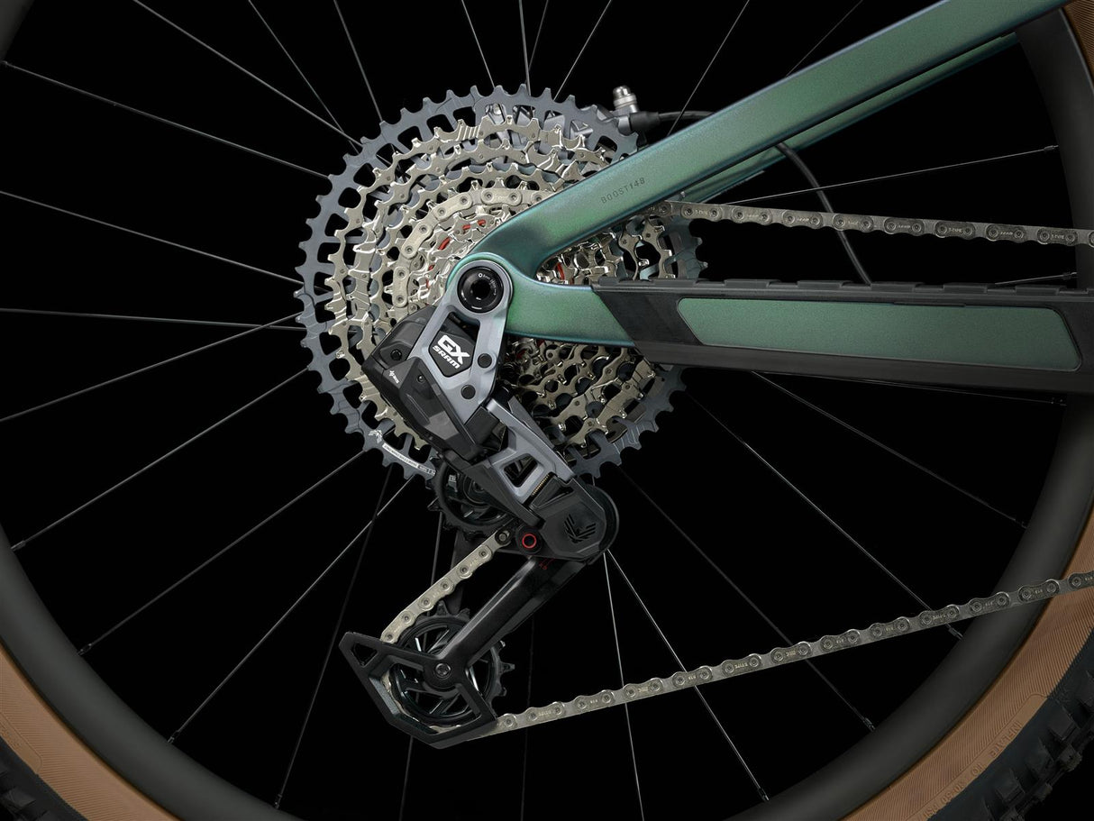 Top Fuel 9.8 GX AXS Matte Emerald Iris 