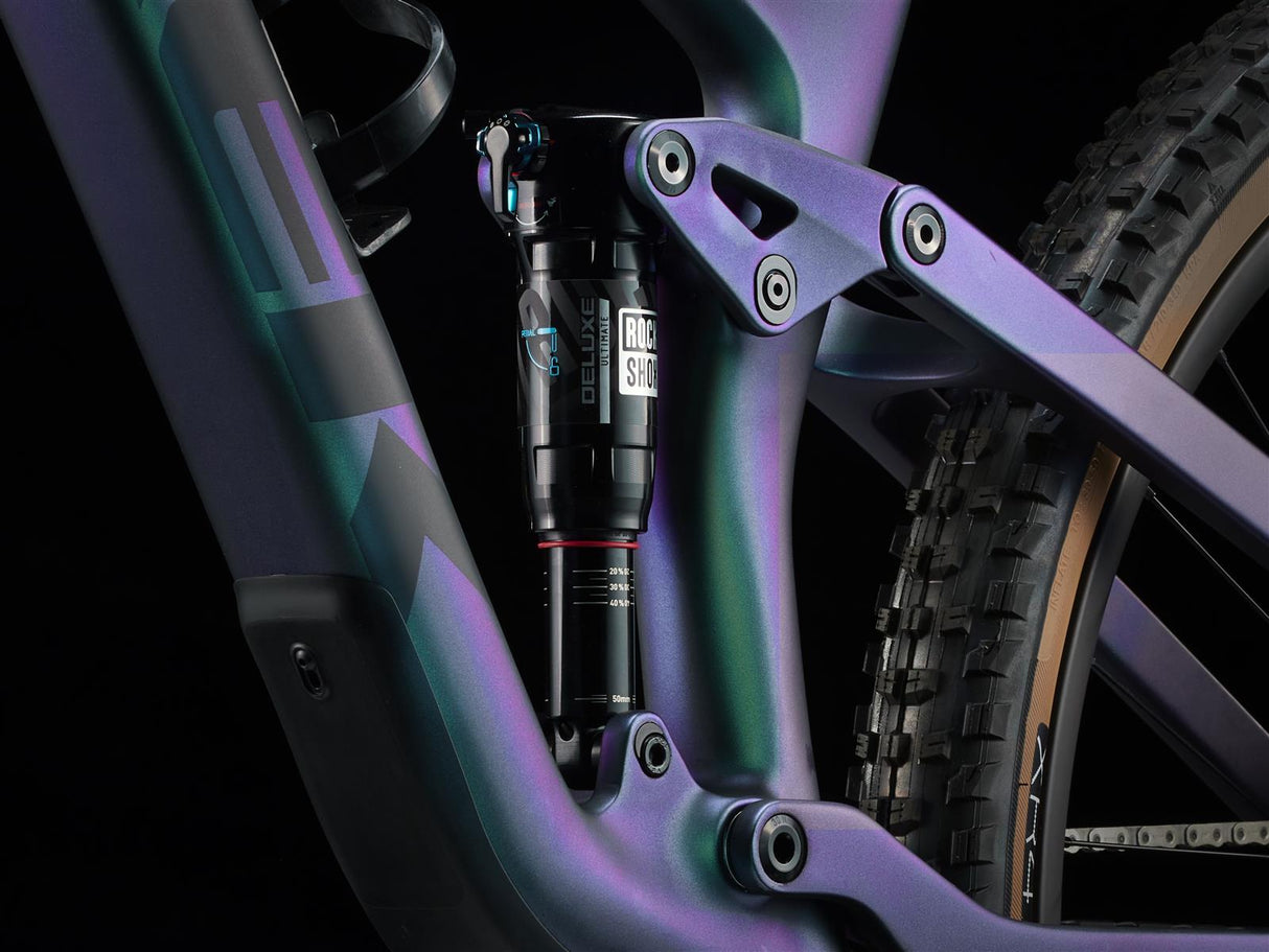 Top Fuel 9.8 GX AXS Matte Emerald Iris 