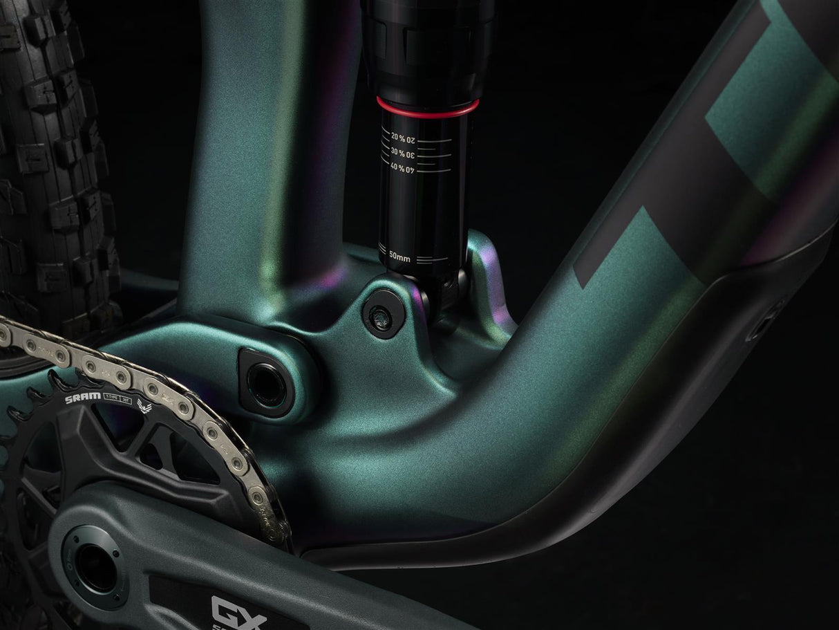 Top Fuel 9.8 GX AXS Matte Emerald Iris 