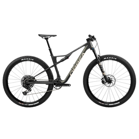 OIZ M11 AXS - Powder Black - Black (Matt)