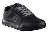 3.0 Scarpa a pedale piatto nero