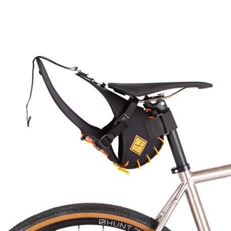 Satteltasche mit Drybag 8 L - Schwarz