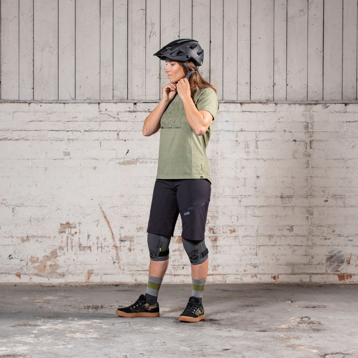 Flow Women Tech Tee Contour olive 