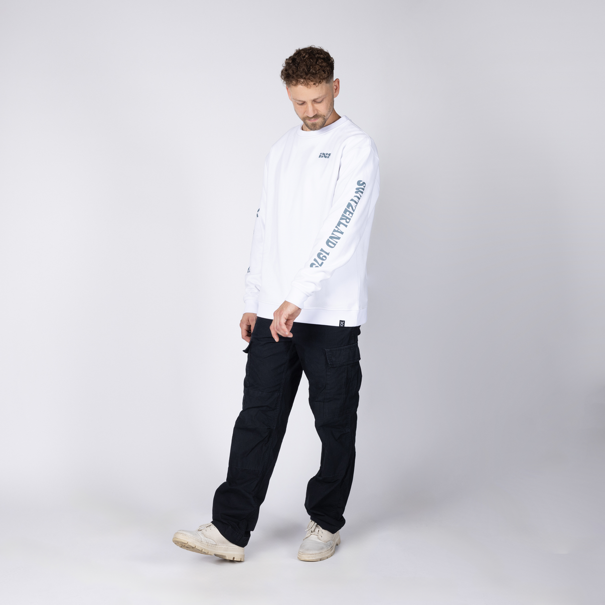 Graphic 1.0 Sweater - weiss