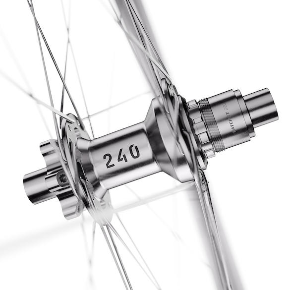 FR 1500 Classic 29", 30 mm Aluminium, 6 Loch, HR 148/12 mm Boost, SRAM XD - silber
