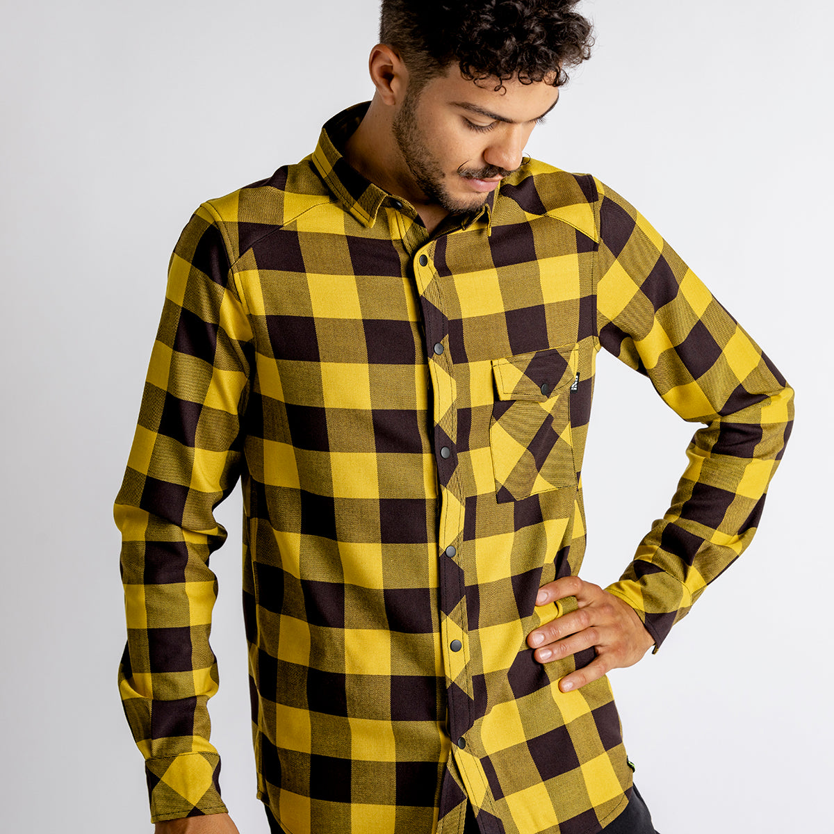 Carve Digger Shirt - Acacia / Black