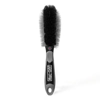 Brosse pour roues et composants