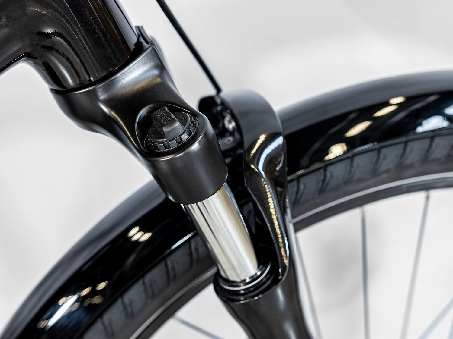 Allant+ 5 Damen Trek Black 545Wh