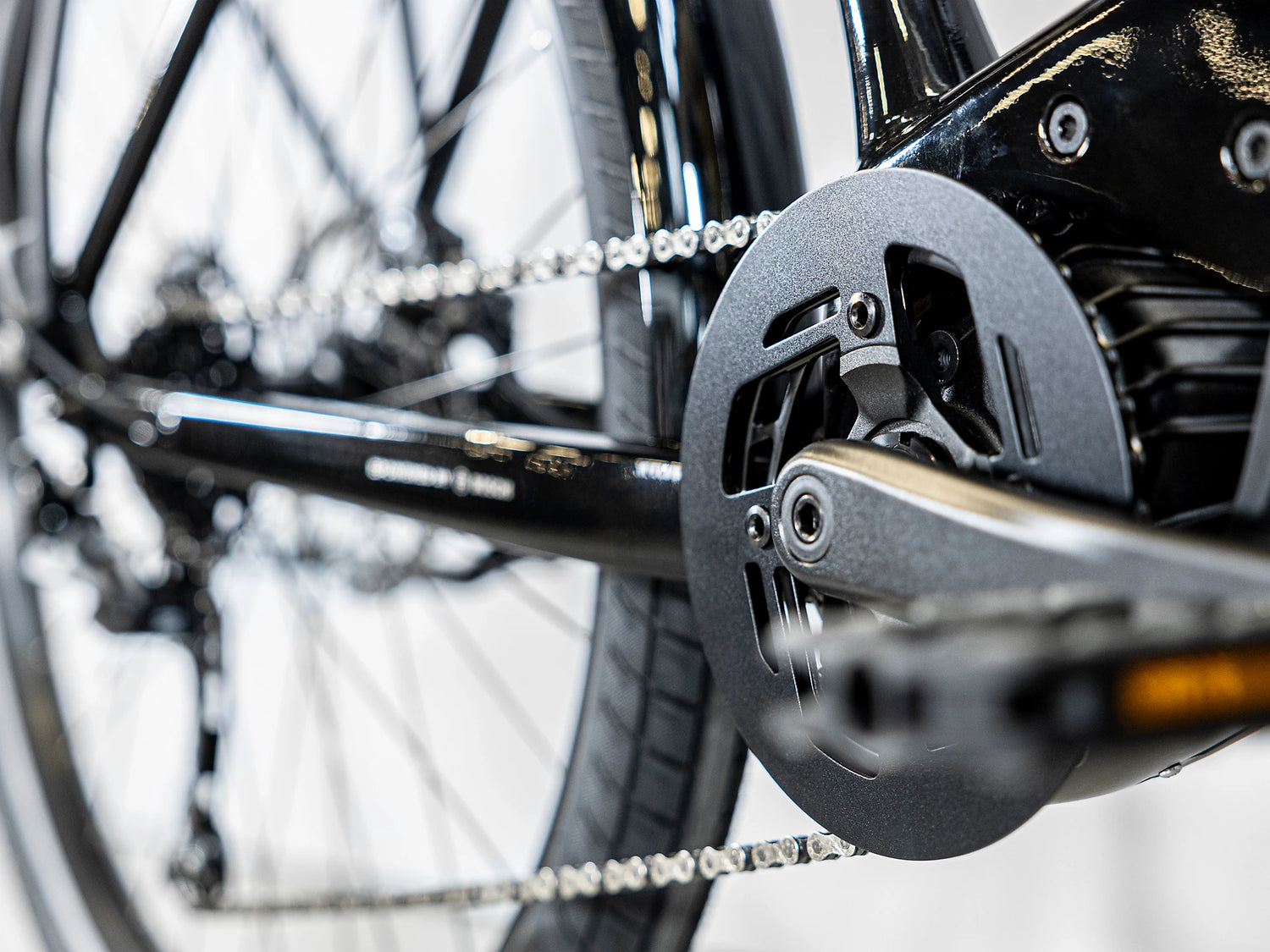 Allant+ 5 Damen Trek Black 725Wh