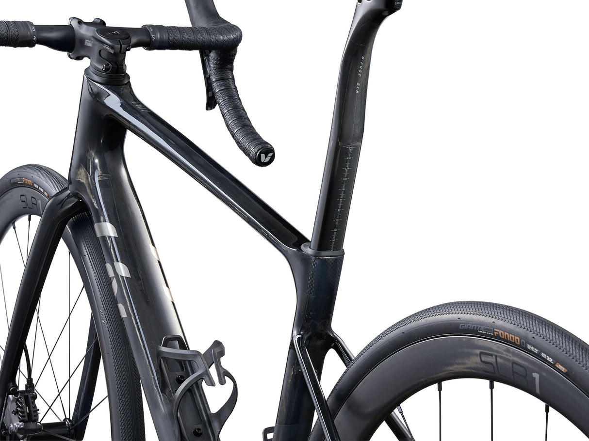 Avail Advanced Pro 0 - Carbon