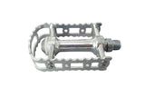 BM-7 Pedale - Silber