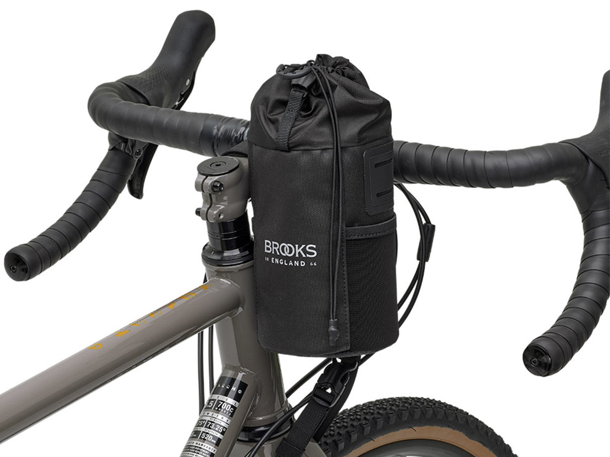 Brooks Scape Feed Pouch - black