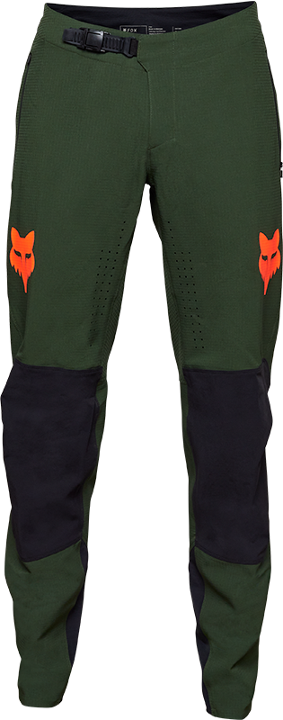 Defend Pant Taunt - Dark Sage