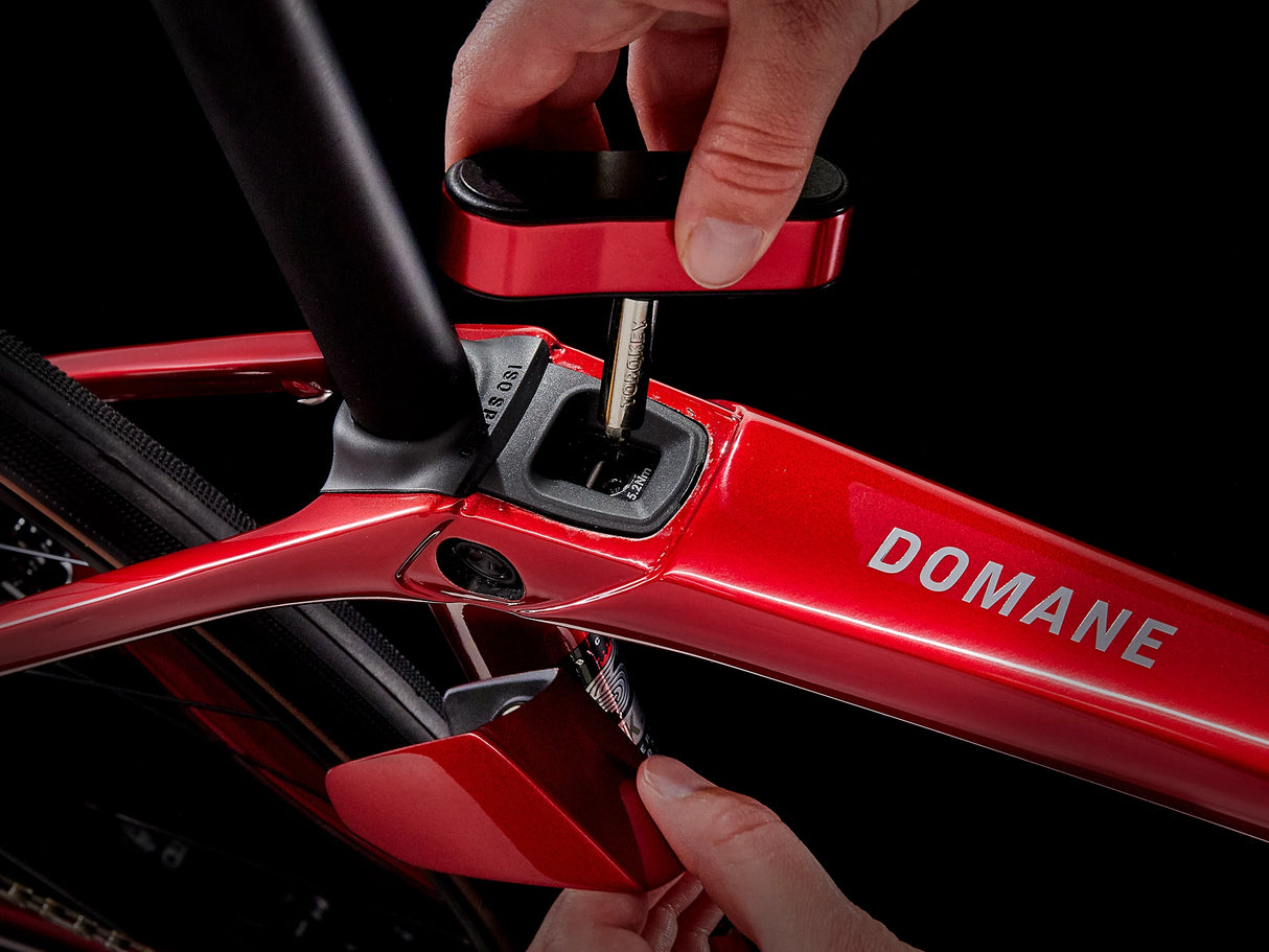 Domane SL 6 eTap Gen 4 Crimson
