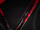 Domane SLR 6 eTap Gen 4 Metallic Red Smoke to Red Carbon Smoke