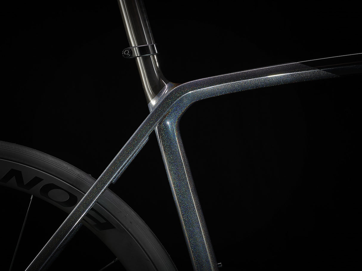 Émonda SLR 7 Dark Prismatic/Trek Black