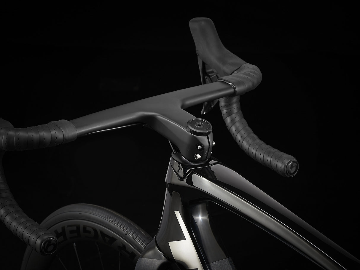 Émonda SLR 7 Dark Prismatic/Trek Black