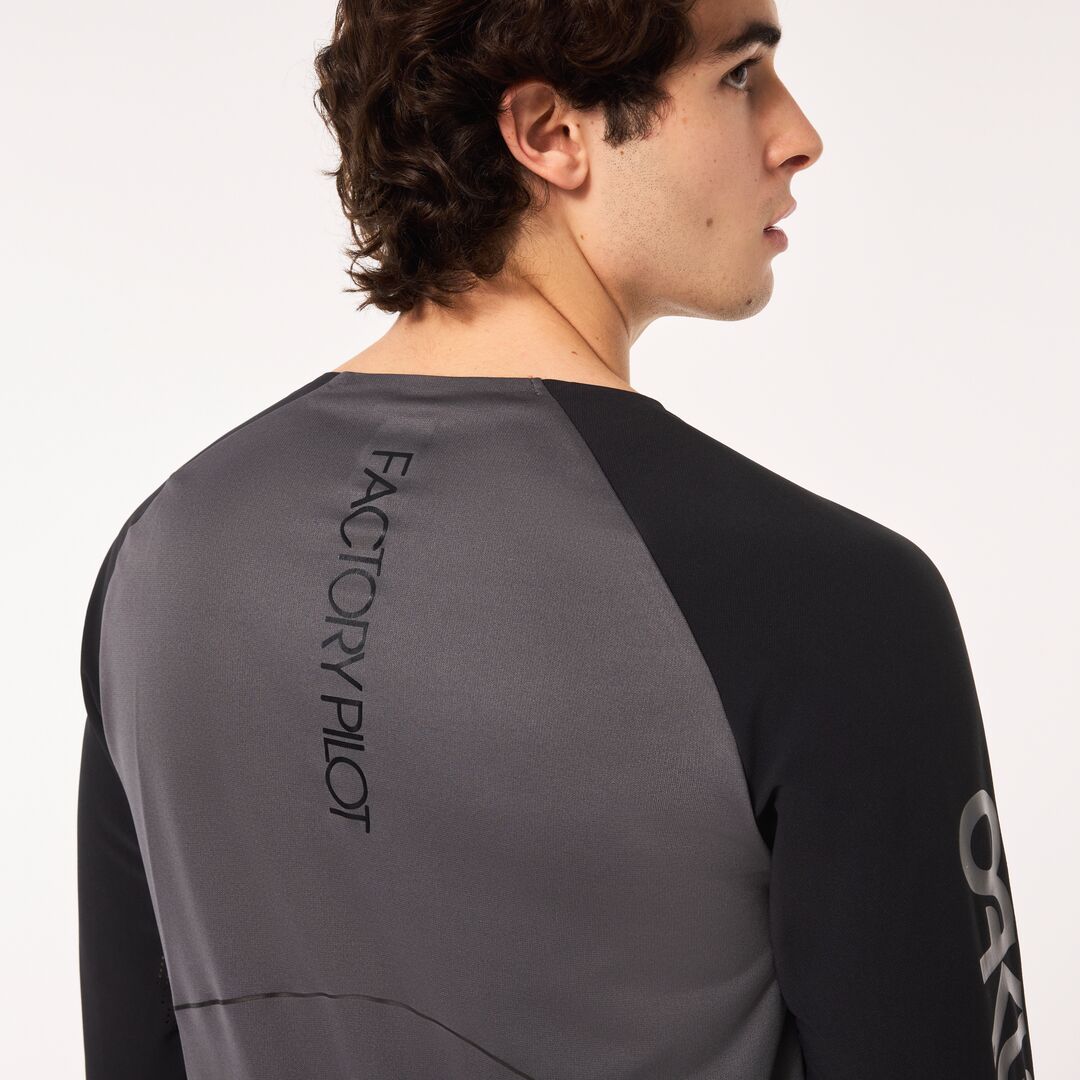 Camiseta Maven Scrub LS - Negro/Gris 