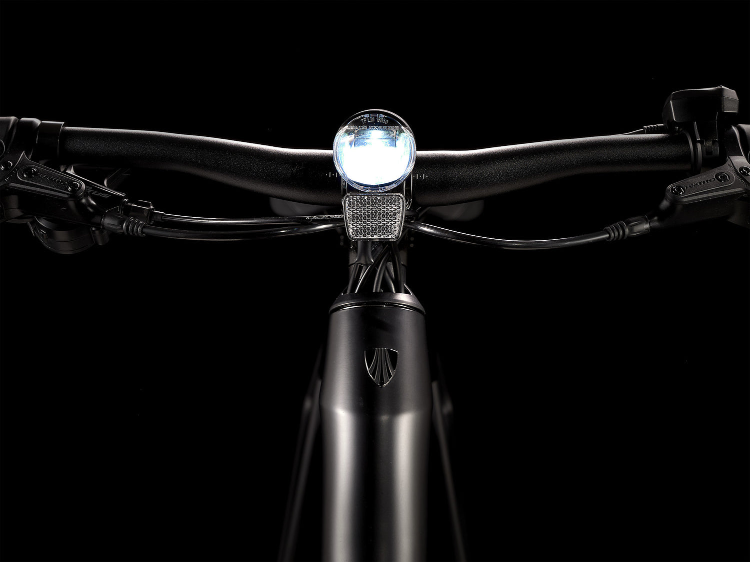 FX+ 2 Damen Satin Trek Black