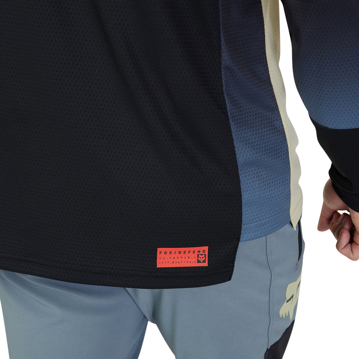 Defend Long-Sleeve Jersey Cekt - Oat