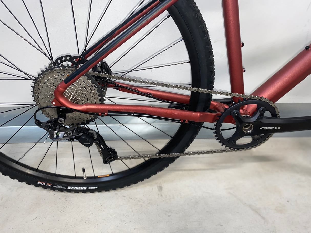 Asket Advanced - Metallic Rusted Dark Red/Black