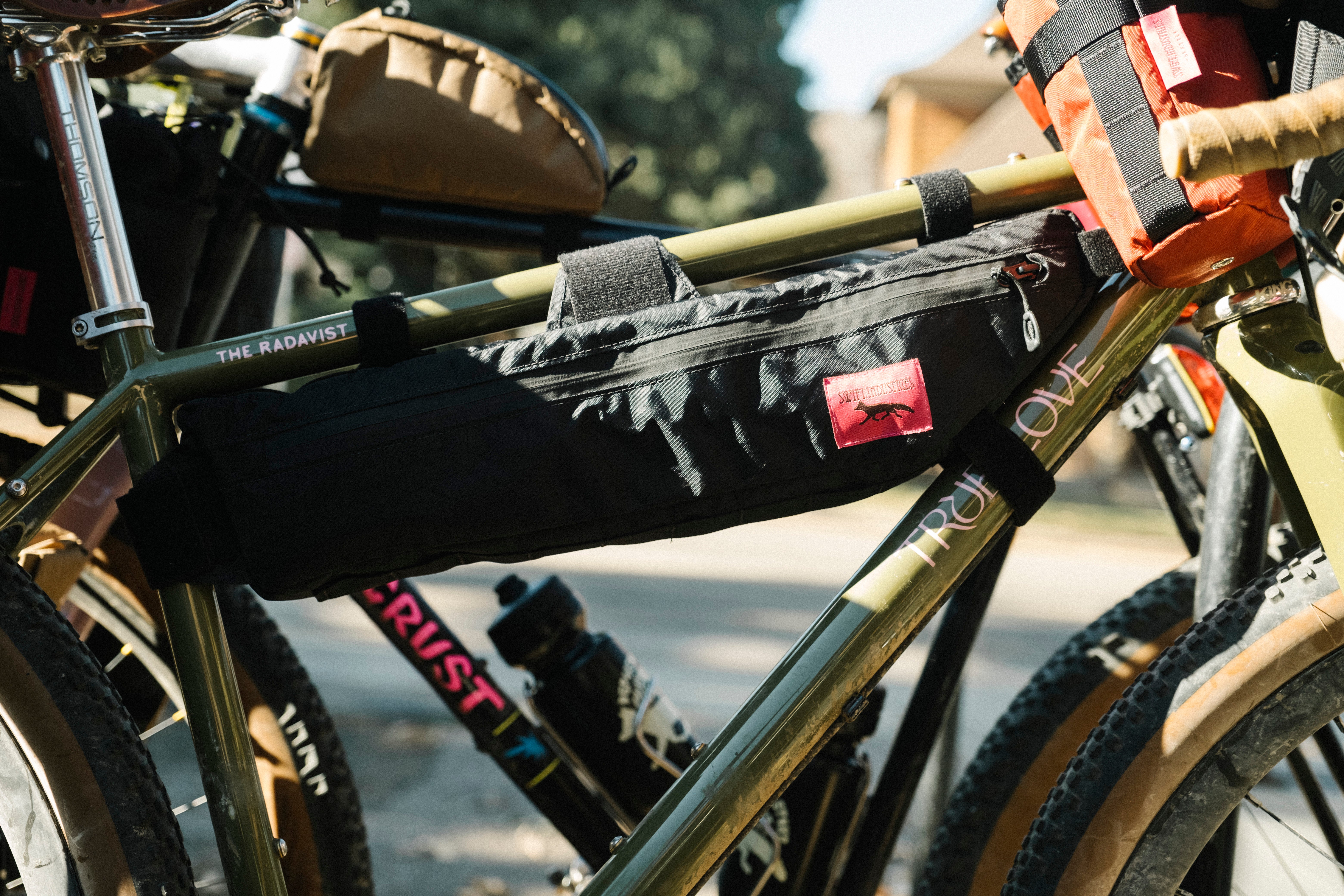 Hold Fast frame bag - black