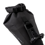 Rocket Saddle Bag M - Detailansicht Rolltop-Öffnung