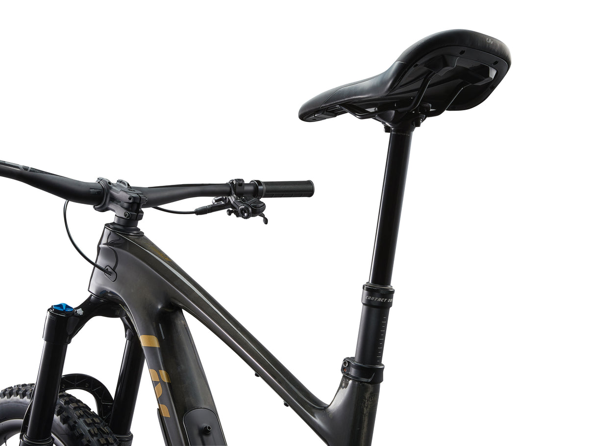 Intrigue X Advanced 1 - Raw Carbon