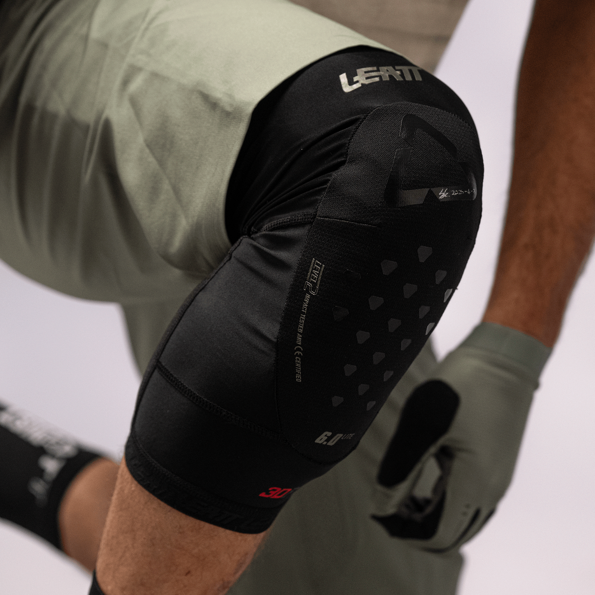 Knee Guard 6.0 Evo Lite - Black
