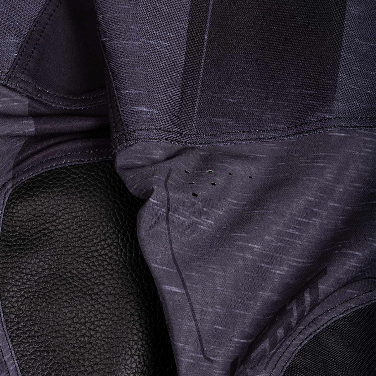 Pant Moto 4.5 Jr - Stealth Black/GreyV26