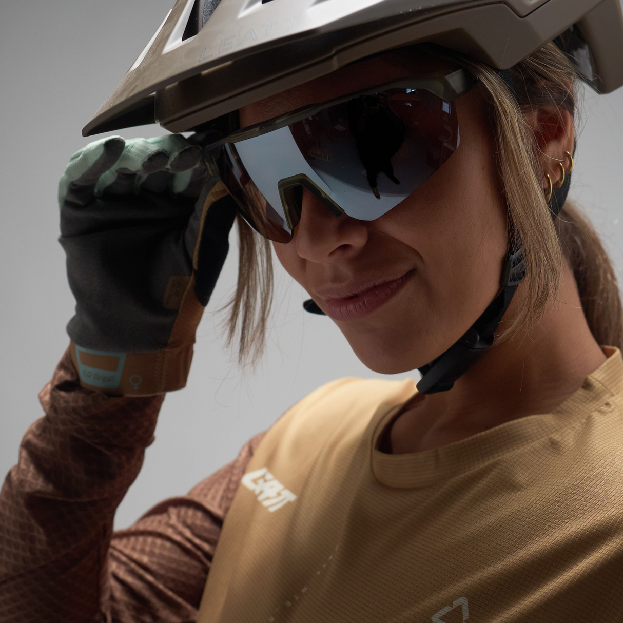 Sunglasses SpeedViz Lite - Grey Cryztal Rose 74 VLT