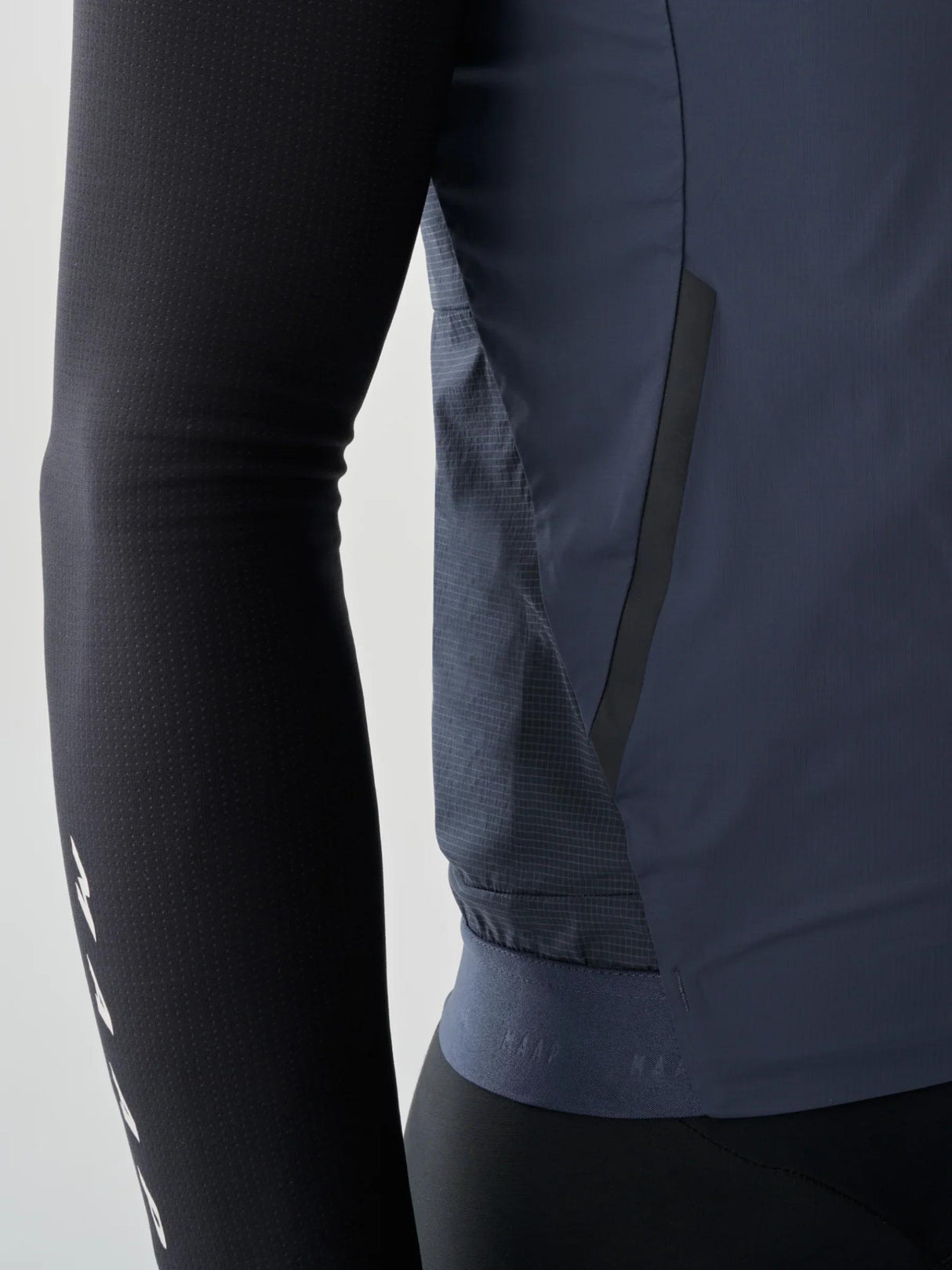 Flow Vest - Midnight 