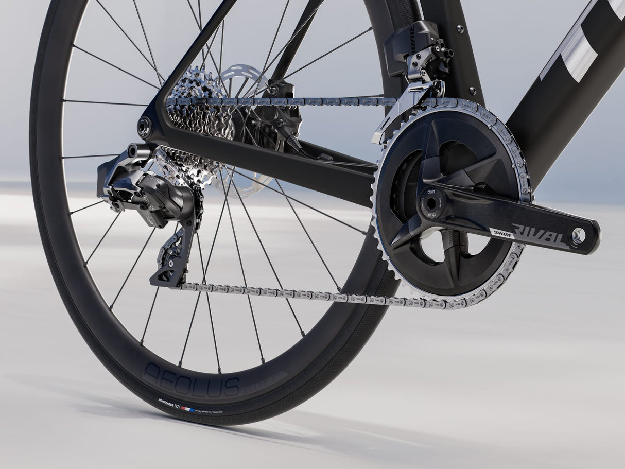 Madone SL 6 AXS Gen 8 - Matte Dark Web