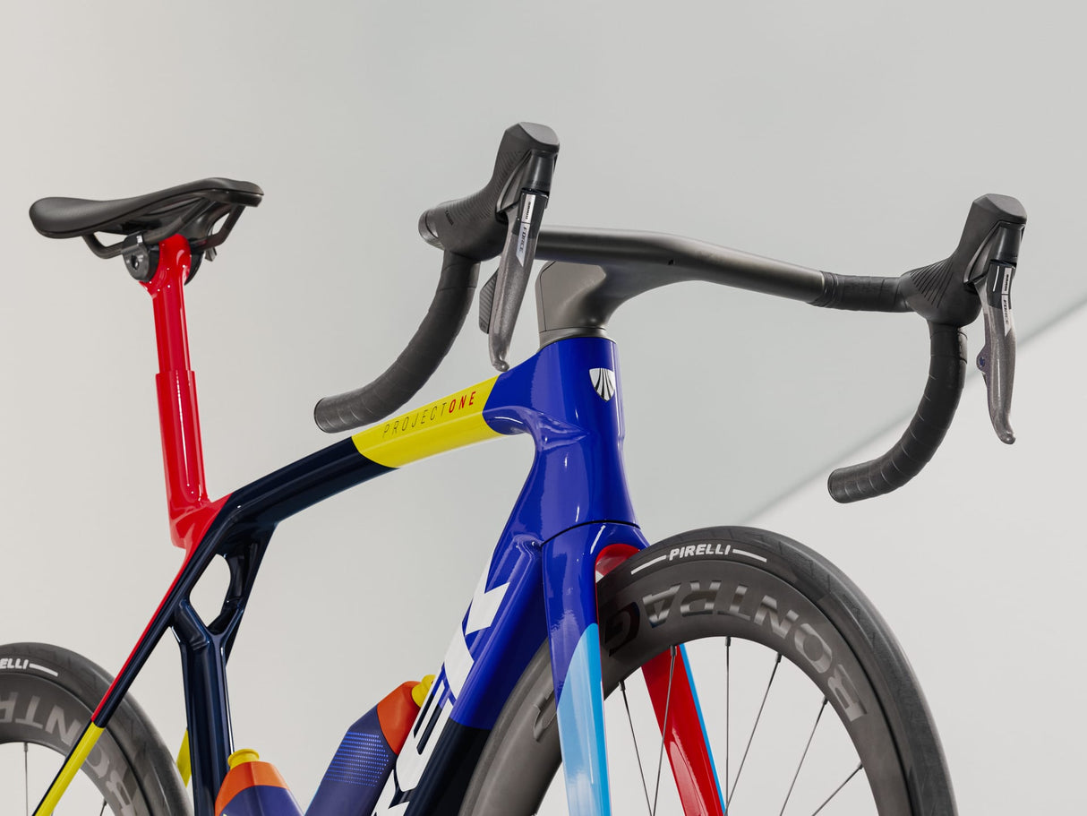 Madone SLR 7 AXS Gen 8 - Navy Smoke
