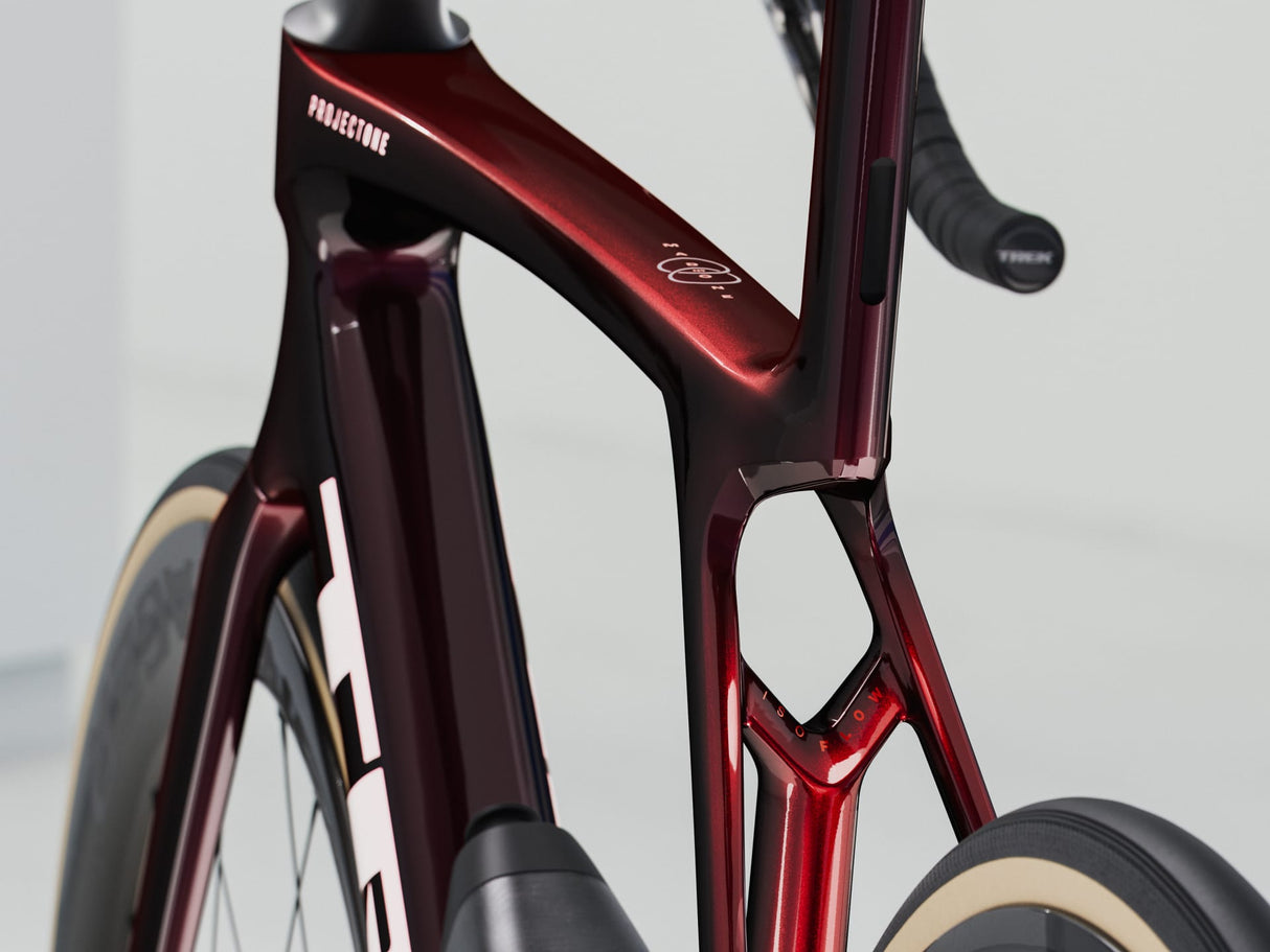 Madone SLR 9 AXS Gen 8 - Carbon Red Smoke
