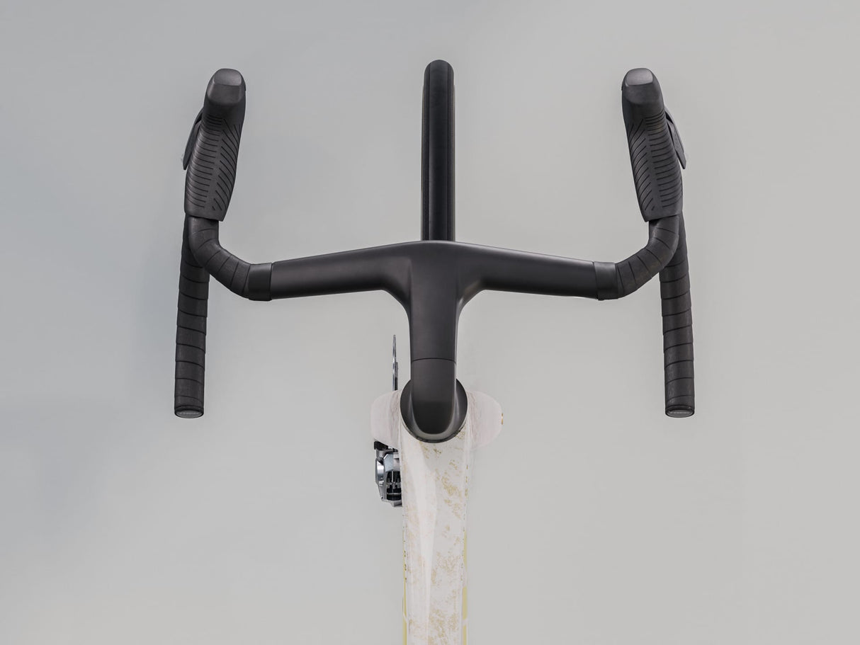 Madone SLR 9 AXS Gen 8 - Era White