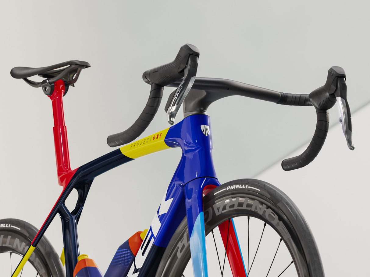 Madone SLR 9 AXS Gen 8 - Navy Smoke